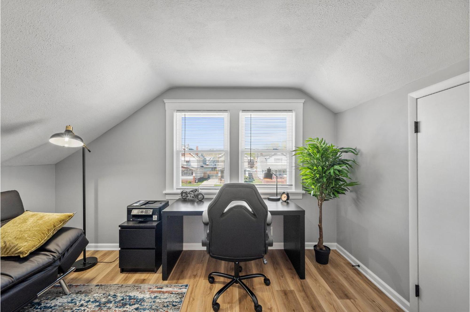 Amazing Parma Home King Bed Full Office Room 外观 照片